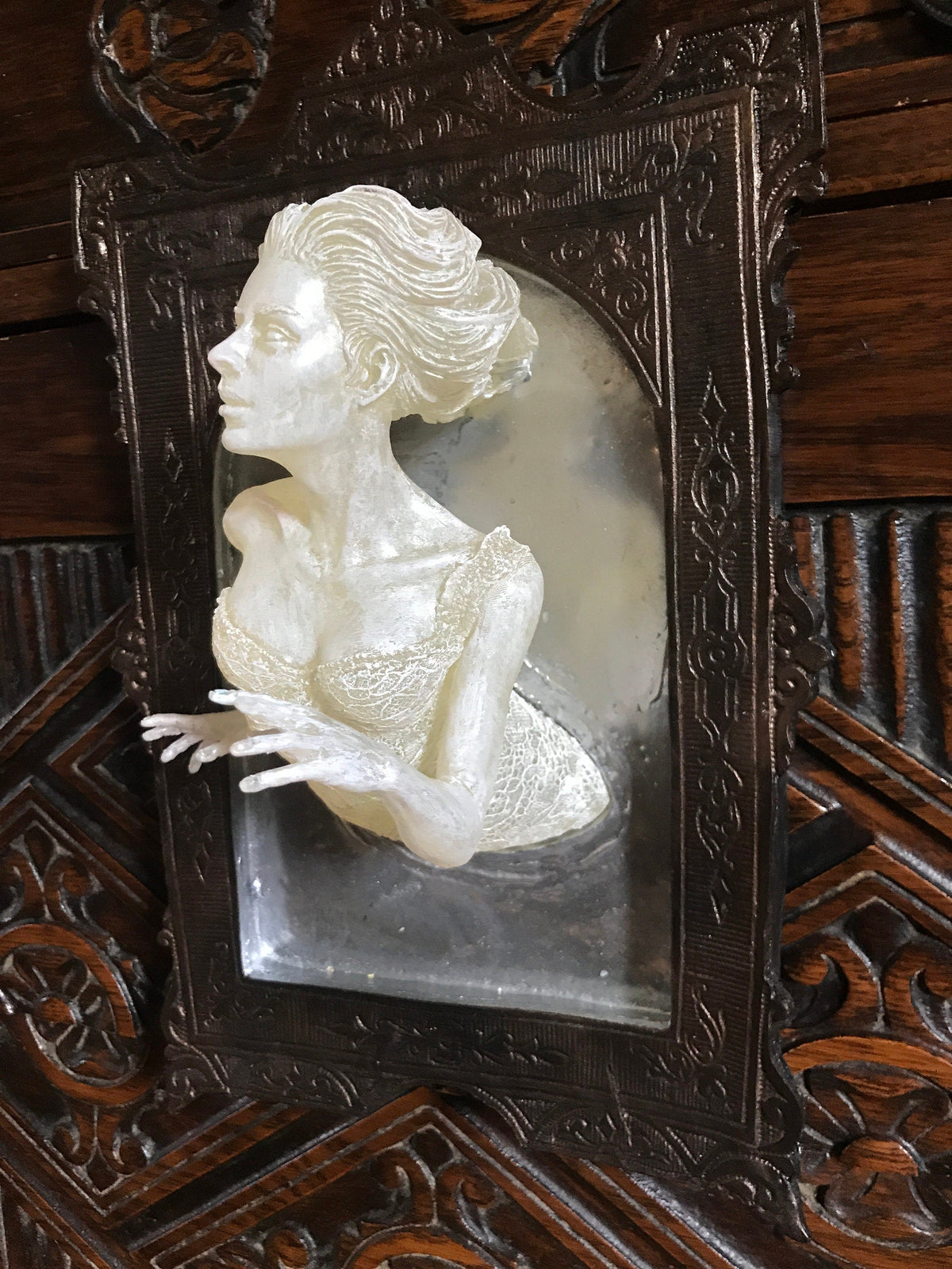 Ghost in the Mirror Wall Plaque,  Large Version, Resin |Victorian Gothic Haunted Wall Art |Gift for Halloween and Spooky Home Decor